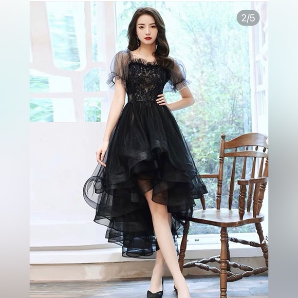 PROM DRESS M - Picture 2 of 3